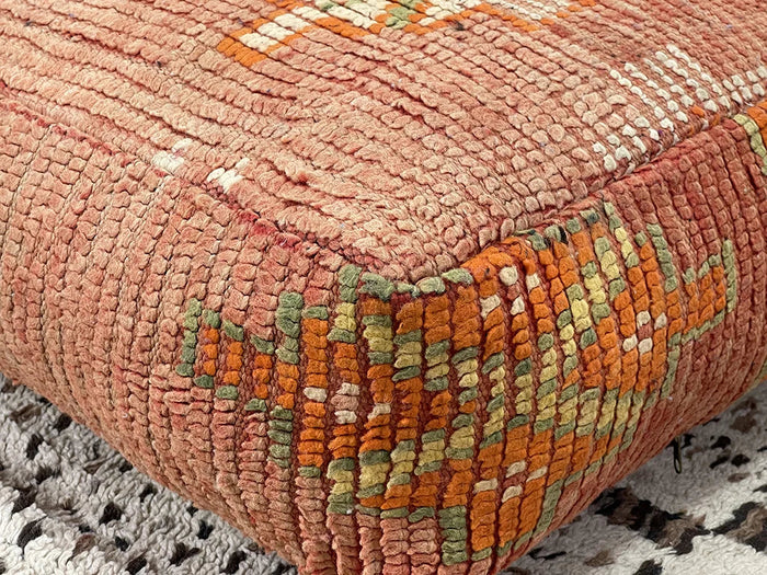 Bazarugs Sultana Liomonia — Handwoven Kilim Pouf