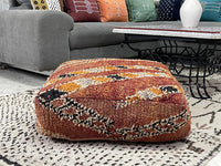 Azi Brebeded - Pouf Kilim