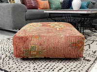 Sultana Liomonia - Pouf Kilim