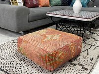 Sultana Liomonia - Pouf Kilim