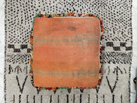 Fire Opal - Pouf Kilim
