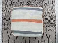Rufaro Stadium - Pouf Kilim
