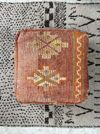 Sultana Liomonia - Pouf Kilim