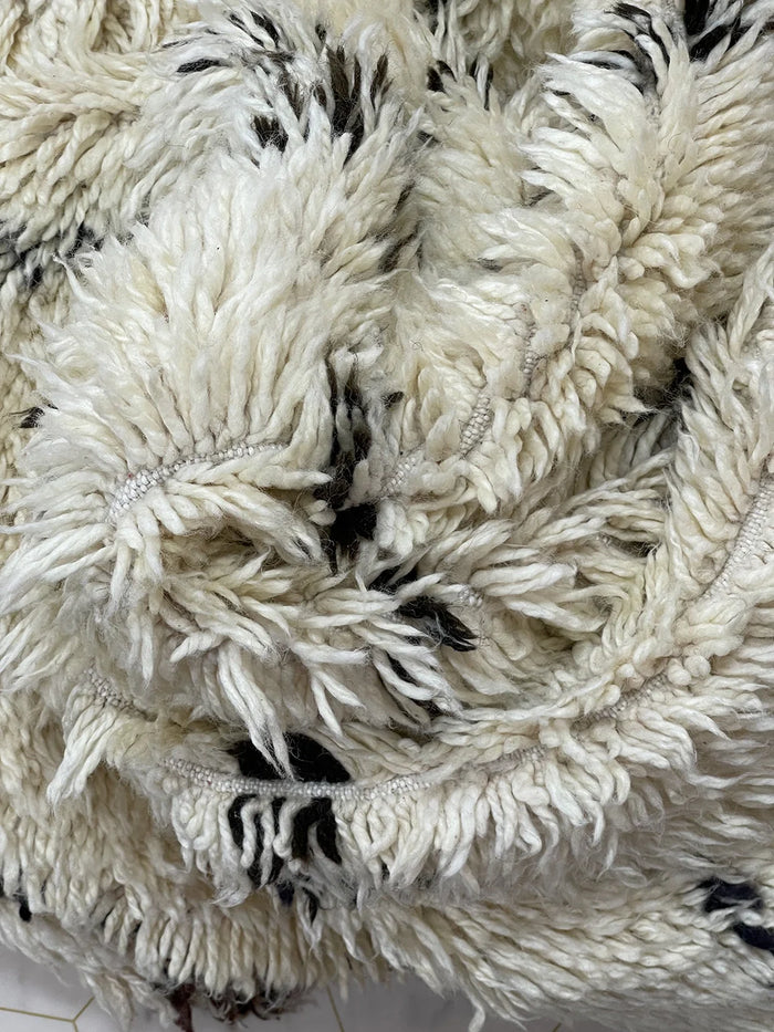 Bazarugs Luxury Beni Mrirt Rug in Atlas Whispers, 5x8 ft